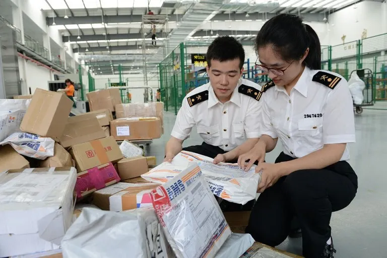 义乌进出境邮件实现本地直通关