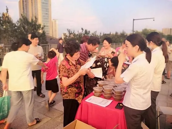 民泰银行绍兴嵊州支行开展“走出去，请进来”厅堂活动