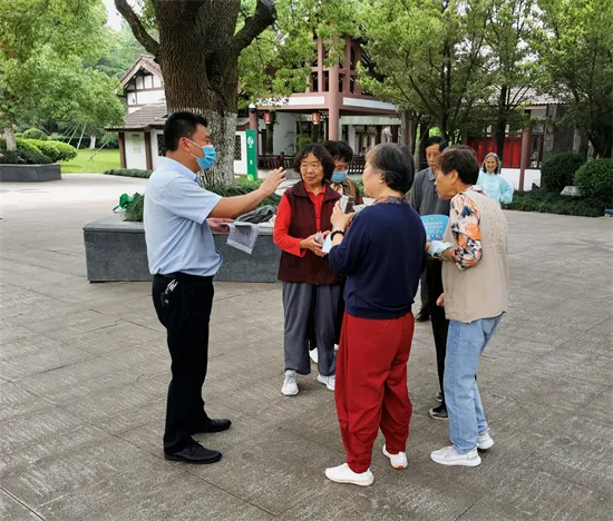 建行嘉兴分行积极开展防范非法集资宣传月活动